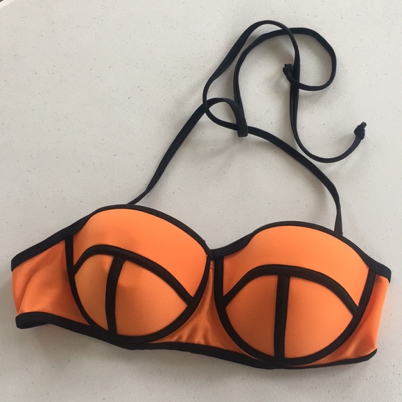 Structured Halter Bikini - Picture 4 of 4